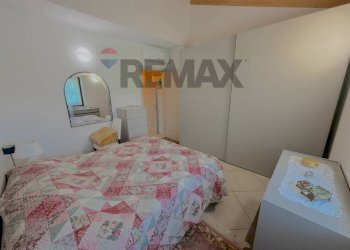 Camera / camera da letto - Independent house Via Monte Nero
 
13, Arona - photo 29