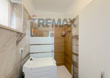 Bagno - Independent house Via Monte Nero
 
13, Arona - photo 36