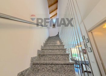 Scale - Independent house Via Monte Nero
 
13, Arona - photo 44