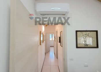 Hall / corridoio - Independent house Via Monte Nero
 
13, Arona - photo 62