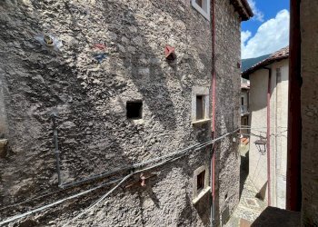 Edificio all\'aperto - Casa indipendente VIA SANNITA
 
11, Villetta Barrea - foto 13