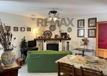 Sala da pranzo - Casa indipendente VIA SANNITA
 
11, Villetta Barrea - foto 39