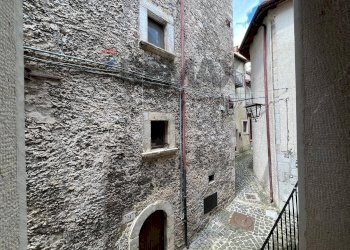 Edificio all\'aperto - Casa indipendente VIA SANNITA
 
11, Villetta Barrea - foto 43