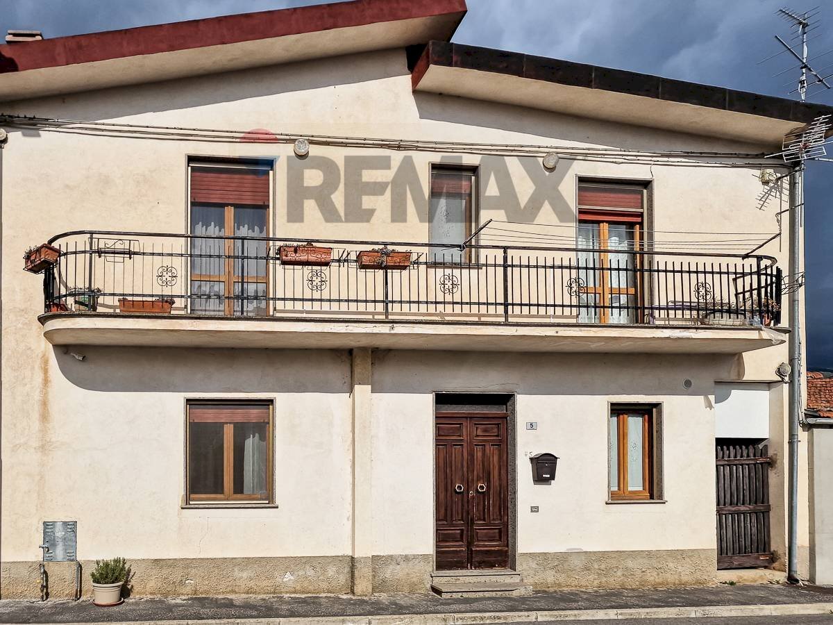 Casa all\'aperto - Casa indipendente Via Genovese
1, San Benedetto dei Marsi - foto 3