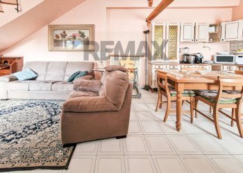 Sala da pranzo - Independent house Via Genovese
 
1, San Benedetto dei Marsi - photo 5