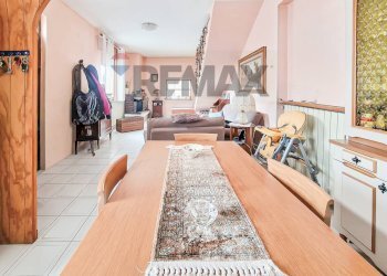 Sala da pranzo - Independent house Via Genovese
 
1, San Benedetto dei Marsi - photo 12