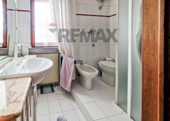 Bagno - Independent house Via Genovese
 
1, San Benedetto dei Marsi - photo 25