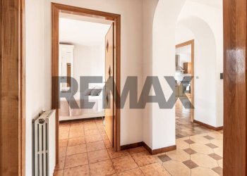 Hall / corridoio - Apartment Via Cavour
 
57, Lettopalena - photo 45
