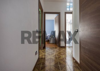 Hall / corridoio - Four-room apartment Via Pablo Neruda
 
13, Arsago Seprio - photo 12