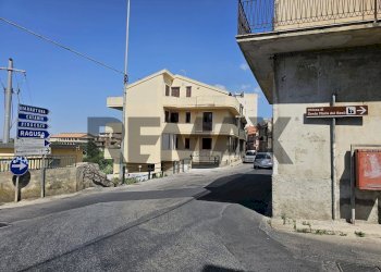 Edificio all\'aperto - Quadrilocale VIA LORETO
 
61, Modica - foto 2