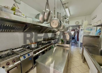 Cucina - Locale Commerciale via della torre
16, Carovigno - foto 11
