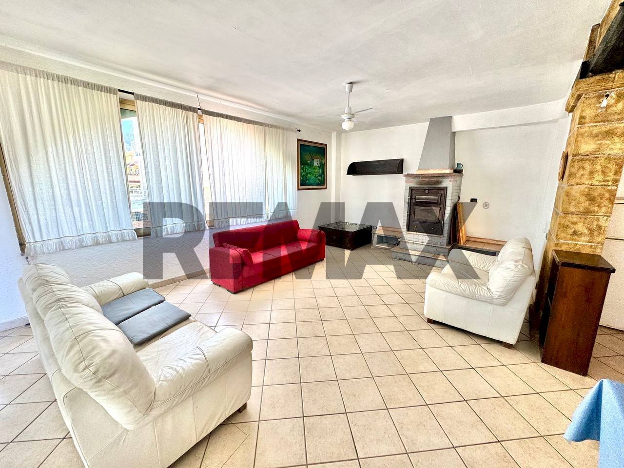 Soggiorno - Four-room apartment Viale C. Alberto dalla Chiesa
 
snc, Terrasini - photo 3