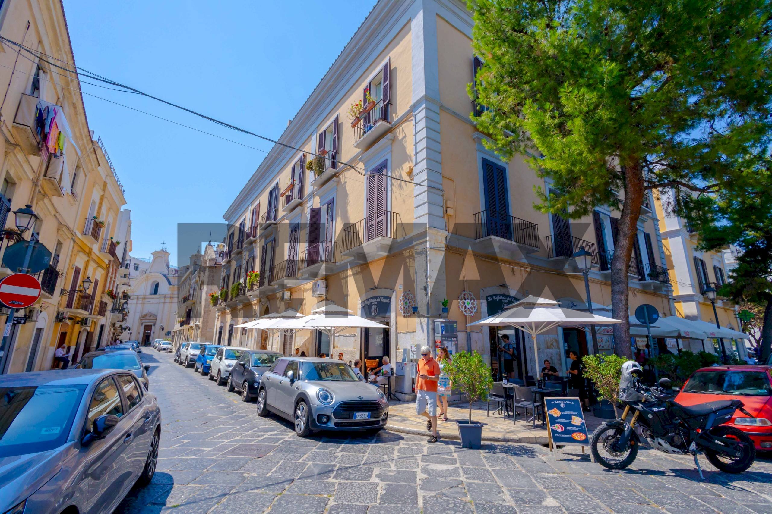 Edificio all\'aperto - Three-room apartment Via Boemondo
9, Bari - photo 3