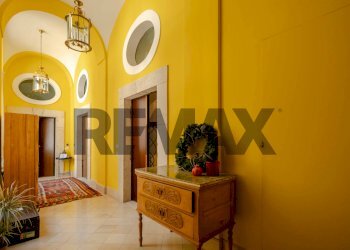 Hall / corridoio - Three-room apartment Via Boemondo
9, Bari - photo 4