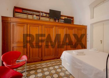 Camera / camera da letto - Three-room apartment Via Boemondo
9, Bari - photo 18