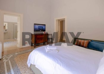 Camera / camera da letto - Three-room apartment Via Boemondo
9, Bari - photo 22