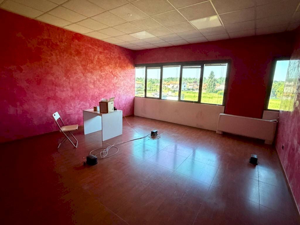 Ufficio - Office strada Statale Ticinese, Borgo Ticino - photo 3