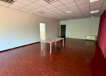 Interno non residenziale - Office strada Statale Ticinese, Borgo Ticino - photo 22
