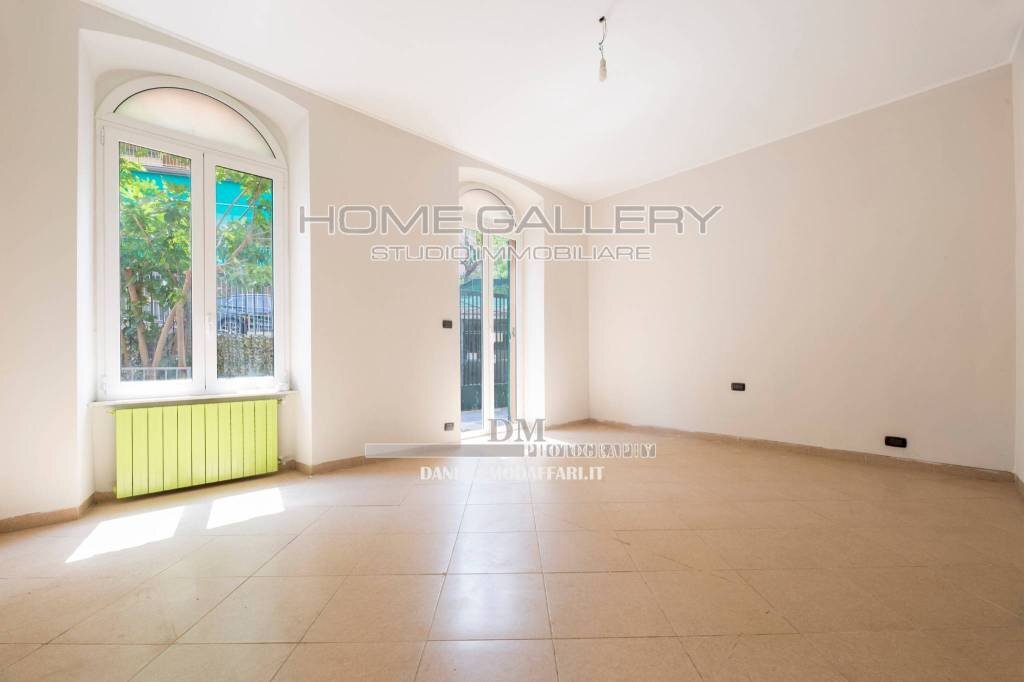 Soggiorno - Appartamento via Pontetti, Genova (zona Quarto) - foto 2