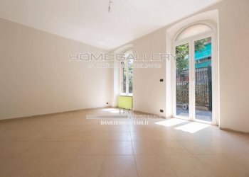 Soggiorno - Appartamento via Pontetti, Genova (zona Quarto) - foto 4