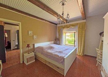 Camera da letto - Rustic via Umberto I, Neviglie - photo 27