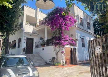 Foto 1 - Villa via delle petunie, Anzio - photo 1