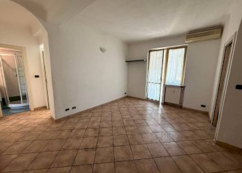Cucina - Trilocale via dei Platani, 2, Torino (zona Falchera) - foto 12