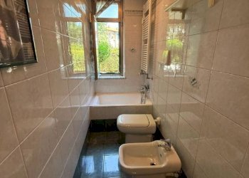 Bagno - Trilocale via dei Platani, 2, Torino (zona Falchera) - foto 23
