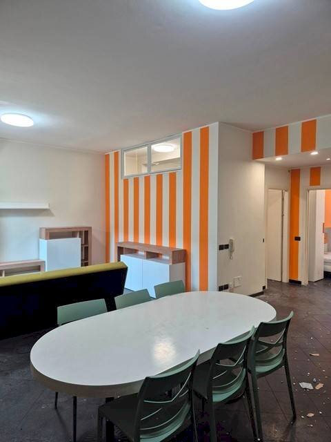 Soggiorno - Three-room apartment via Giancarlo Sismondi, 53, Milano - photo 1