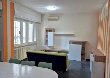 Soggiorno - Three-room apartment via Giancarlo Sismondi, 53, Milano - photo 4