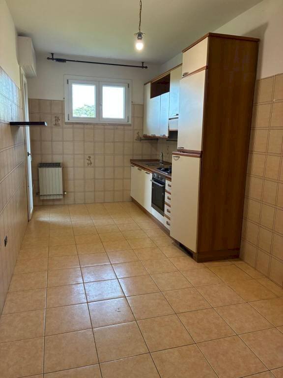 Cucina - Appartamento via Chiesa, Castel Maggiore - foto 2
