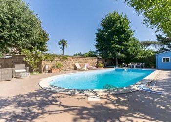 Piscina - Villa via del Tibet, Roma (neighborhood EUR) - photo 8