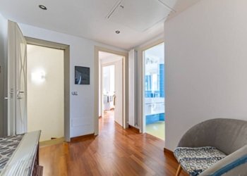 Corridoio - Villa via del Tibet, Roma (neighborhood EUR) - photo 18