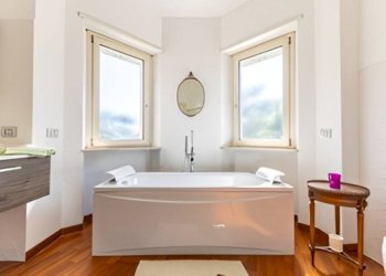 Bagno - Villa via del Tibet, Roma (neighborhood EUR) - photo 20