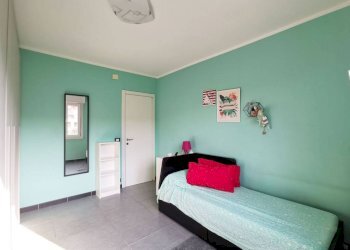 Camera da letto - Apartment via Fratelli Cervi, 2, Venaria Reale - photo 25