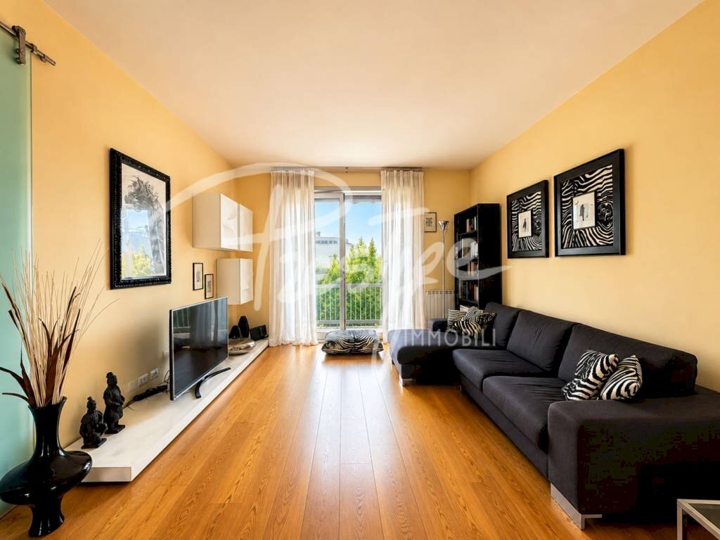Salone - Four-room apartment via Bragarina, La Spezia - photo 2