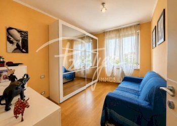 Camera da letto - Four-room apartment via Bragarina, La Spezia - photo 11