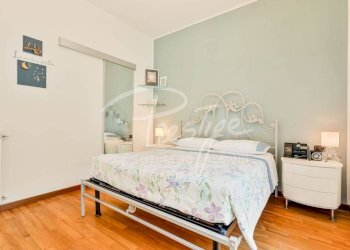 Camera da letto - Villa via Amerigo Vespucci, La Spezia - foto 14