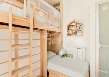 Camera da letto - Villa via Amerigo Vespucci, La Spezia - foto 20