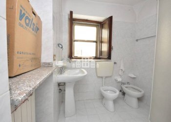 Bagno - Casa indipendente via Cesare Battisti, 5, Cuorgnè - foto 10