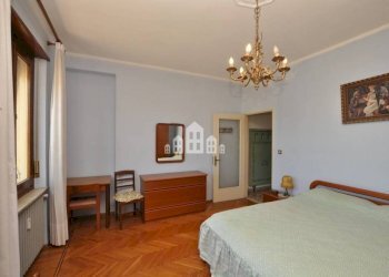Camera da letto - Appartamento via Gramsci, 1, Cuorgnè - foto 17