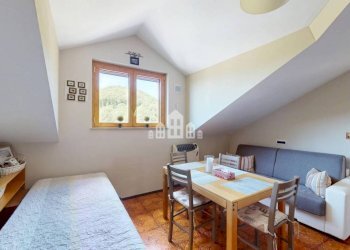 Salone - One-room apartment via Enzo Migliore, 5, Brosso - photo 7