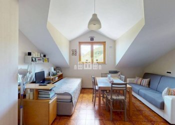 Salone - One-room apartment via Enzo Migliore, 5, Brosso - photo 10