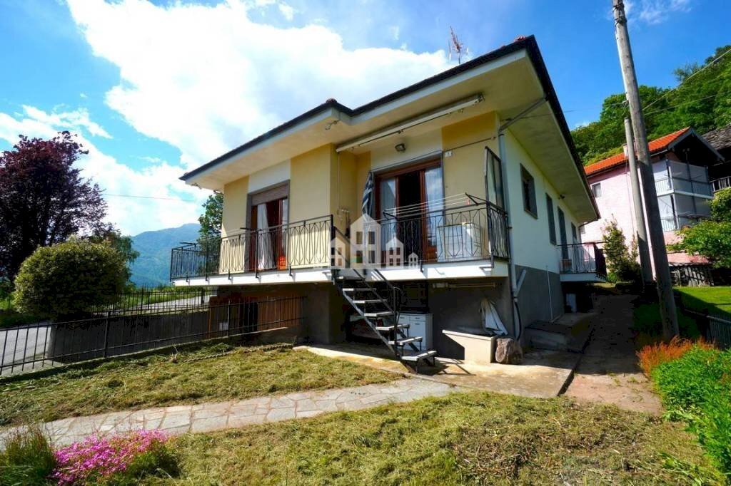 Facciata - Independent house strada Navetta Inferiore, 1, Cuorgnè - photo 3