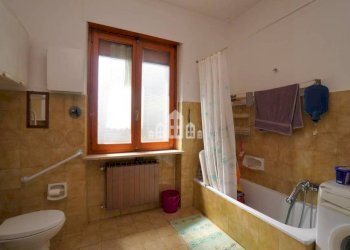 Bagno - Independent house strada Navetta Inferiore, 1, Cuorgnè - photo 23