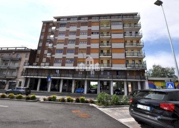 Facciata - Three-room apartment corso Vercelli, 72, Ivrea - photo 25