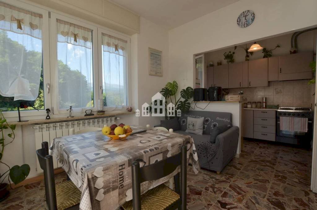 Cucina - Bilocale strada Provinciale per Ivrea, 18, Castellamonte - foto 3