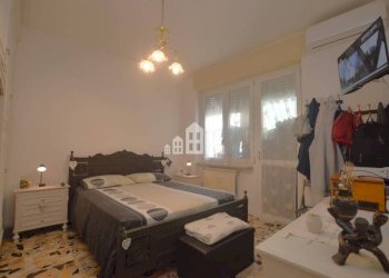 Camera da letto - Bilocale strada Provinciale per Ivrea, 18, Castellamonte - foto 15