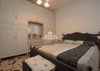 Camera da letto - Bilocale strada Provinciale per Ivrea, 18, Castellamonte - foto 16