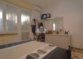 Camera da letto - Bilocale strada Provinciale per Ivrea, 18, Castellamonte - foto 17